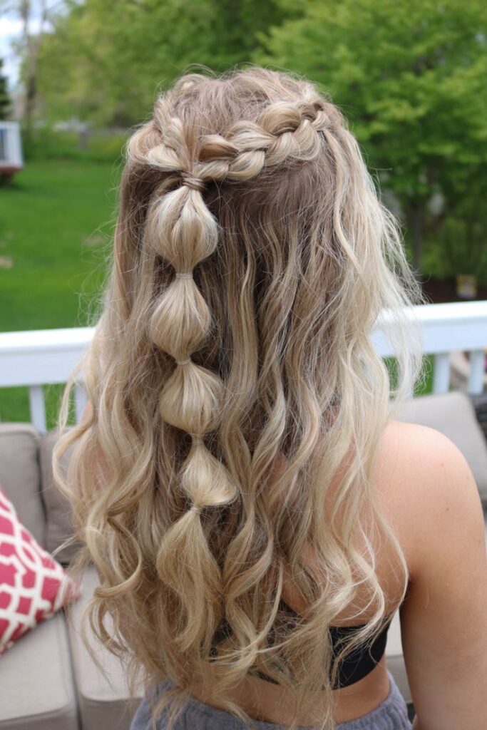 Bubble Braid Half-Up Hairstyle