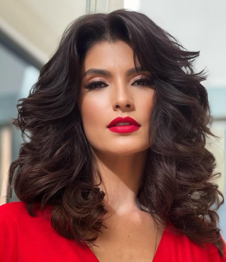 Gorgeous Hairstyles for Thick Wavy Hair
