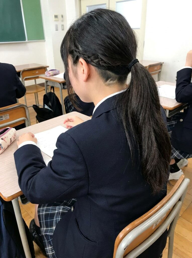 Hidden Hairstyle for School girl