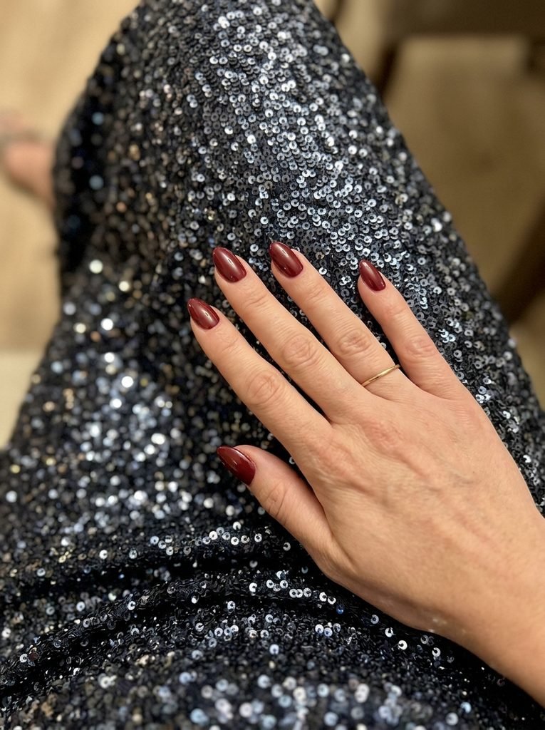 Sequins Let the Dress Do the Sparkling